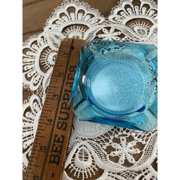 Vintage Midcentury Blue Glass Ashtray 3.5” Square Blue Ashtray MCM - Picture 4 of 4